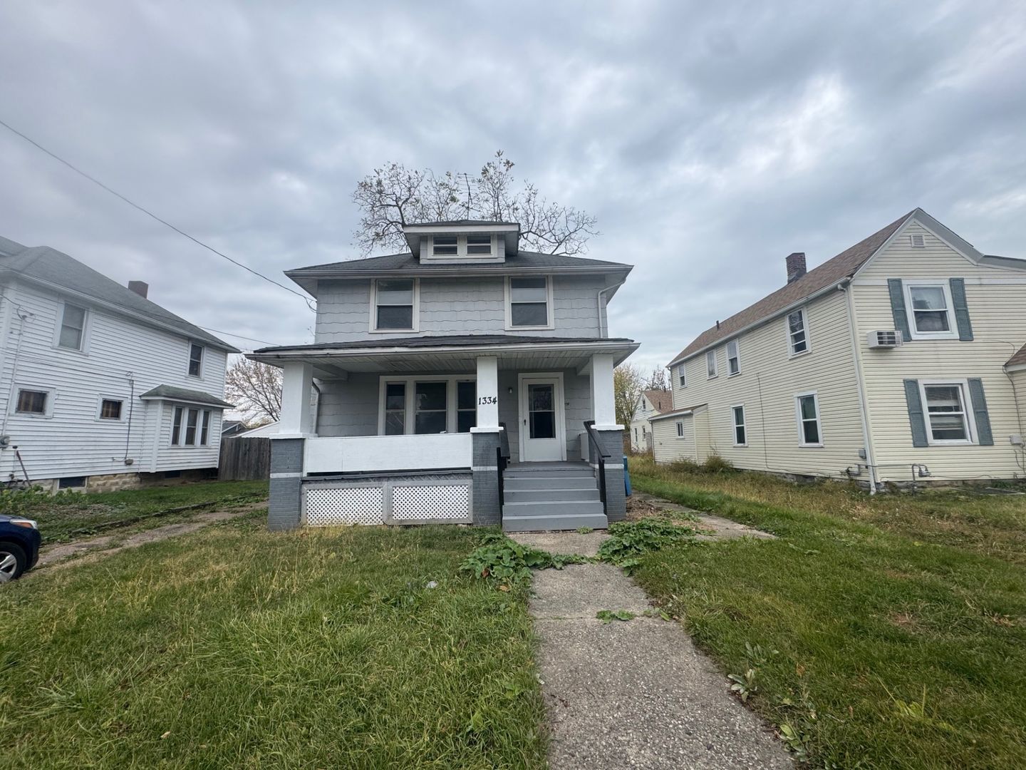 Lorain House: 1334 Brownell Ave