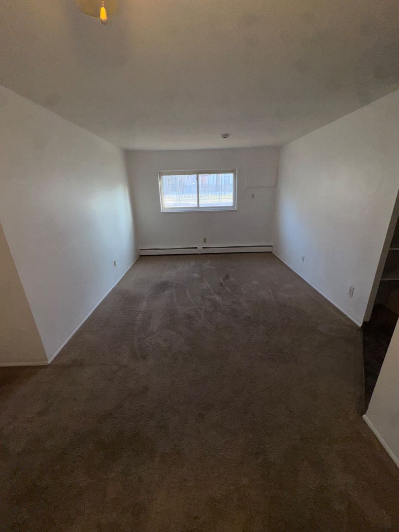 Cleveland Apartment: 5058 BROADWAY AVE CLEVELAND, OH. 44127