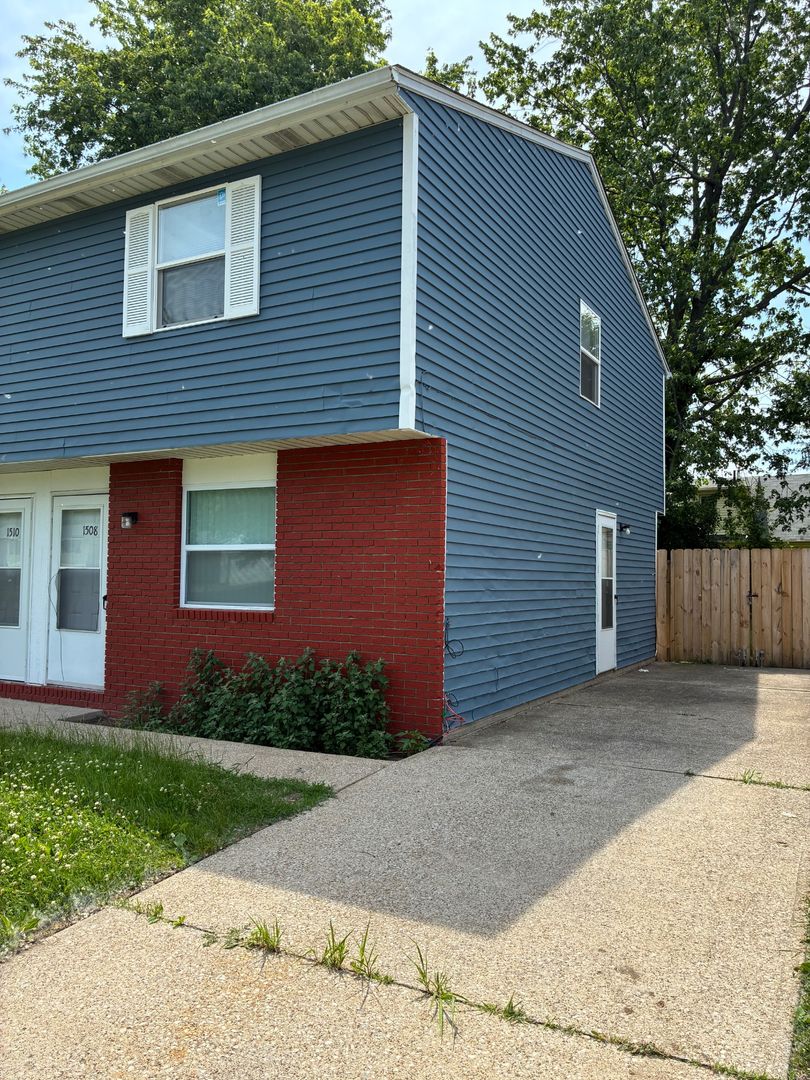 Lorain Apartment: 1508 Fillmore Ave