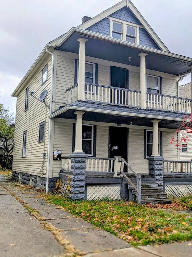 CLEVELAND Apartment: 2816 E 125 ST