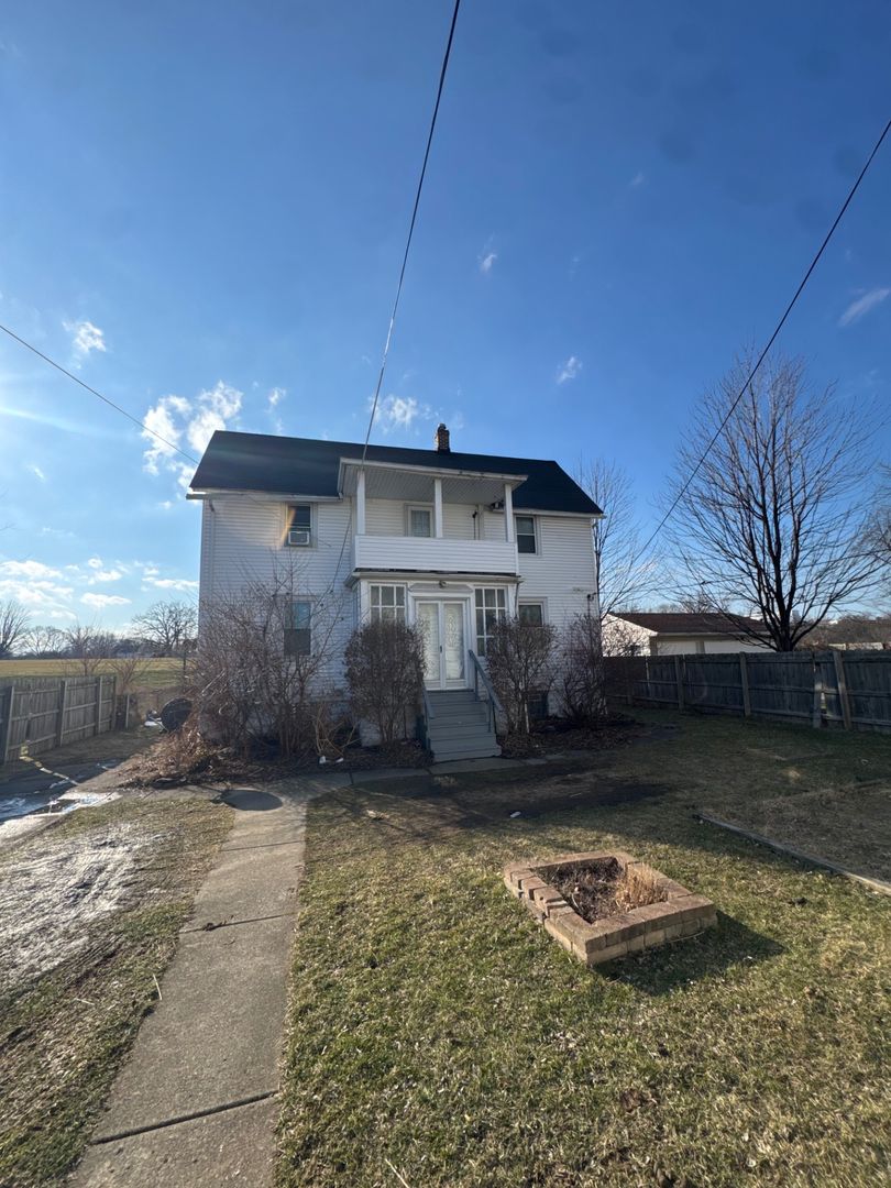 CLEVELAND Apartment: 3702 W 15 ST