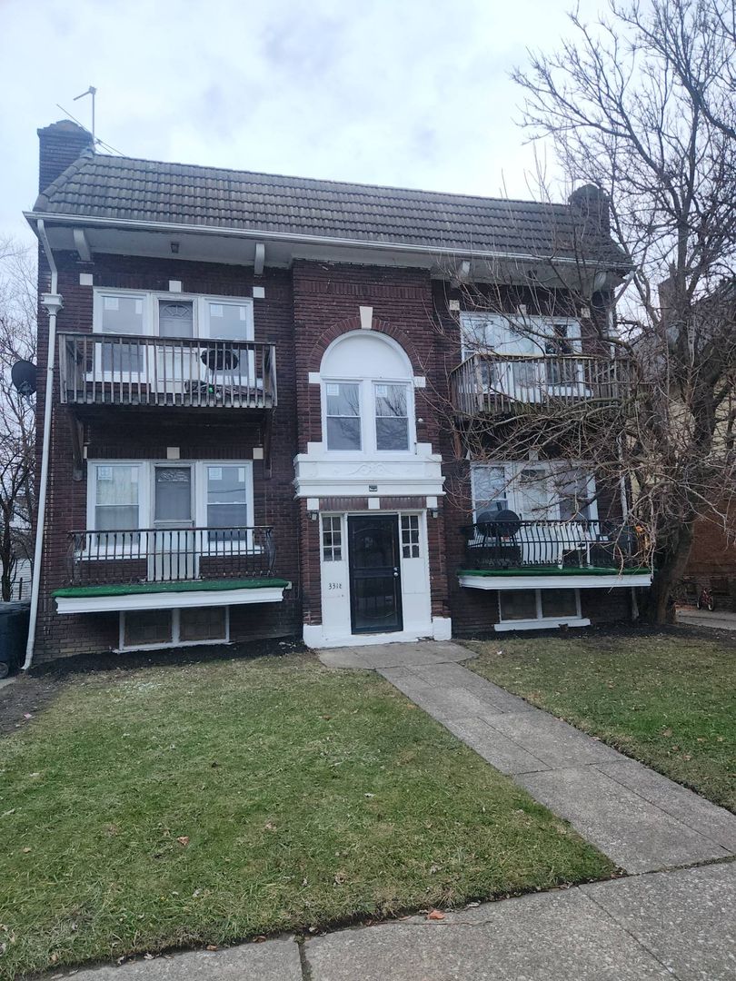 Cleveland Apartment: 3318 E 140 ST