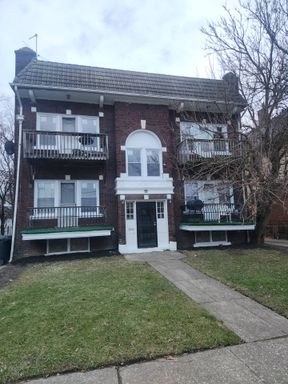Charming 2-Bedroom Family Home – Enjoy a $200 Move-In Special and a 13-Month Lease Bonus! – photo 1