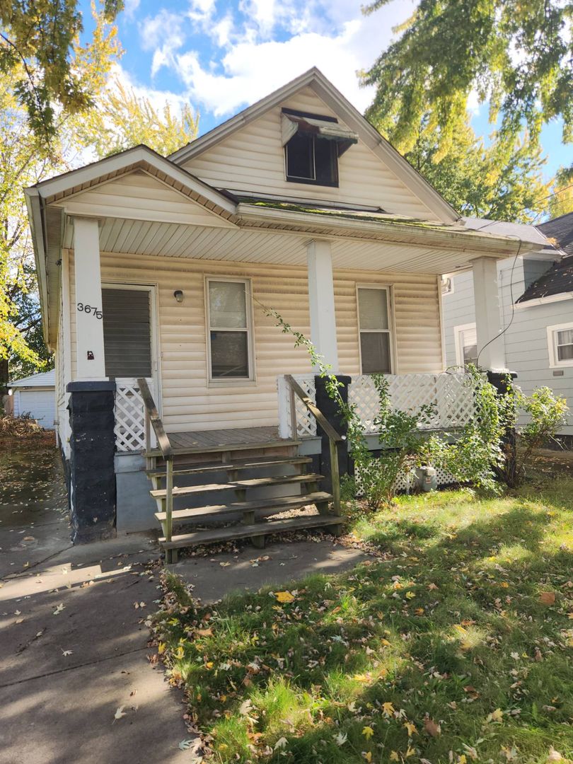 Cleveland House: 3675 E 50 ST CLEVELAND, OH. 44105