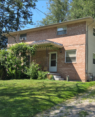 Charming 2-Bedroom Property in Prime Location – photo 1