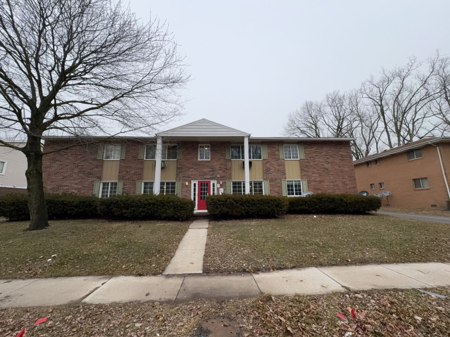 Toledo Apartment: 1540 Brooke Park Dr