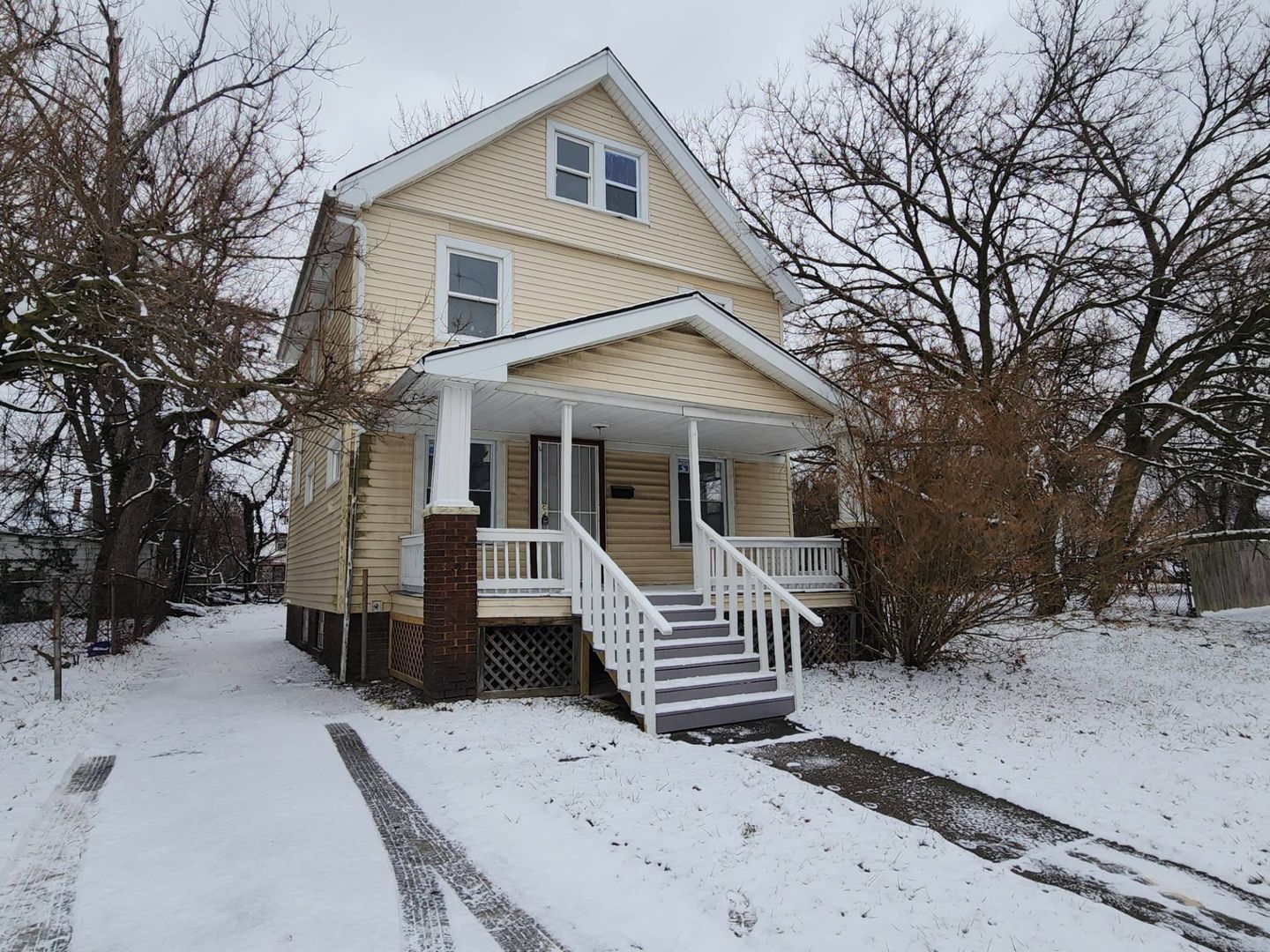 CLEVELAND House: 841 E 130 ST