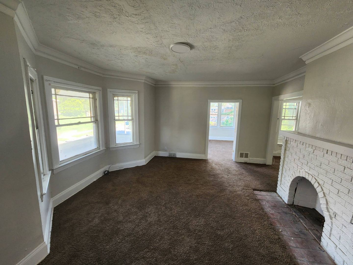 Cleveland Apartment: 974 Eddy Rd