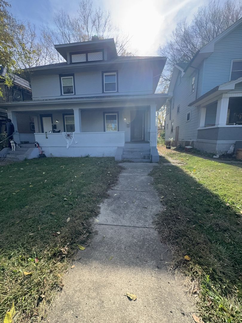 Dayton Apartment: 424-426 Lexington Ave