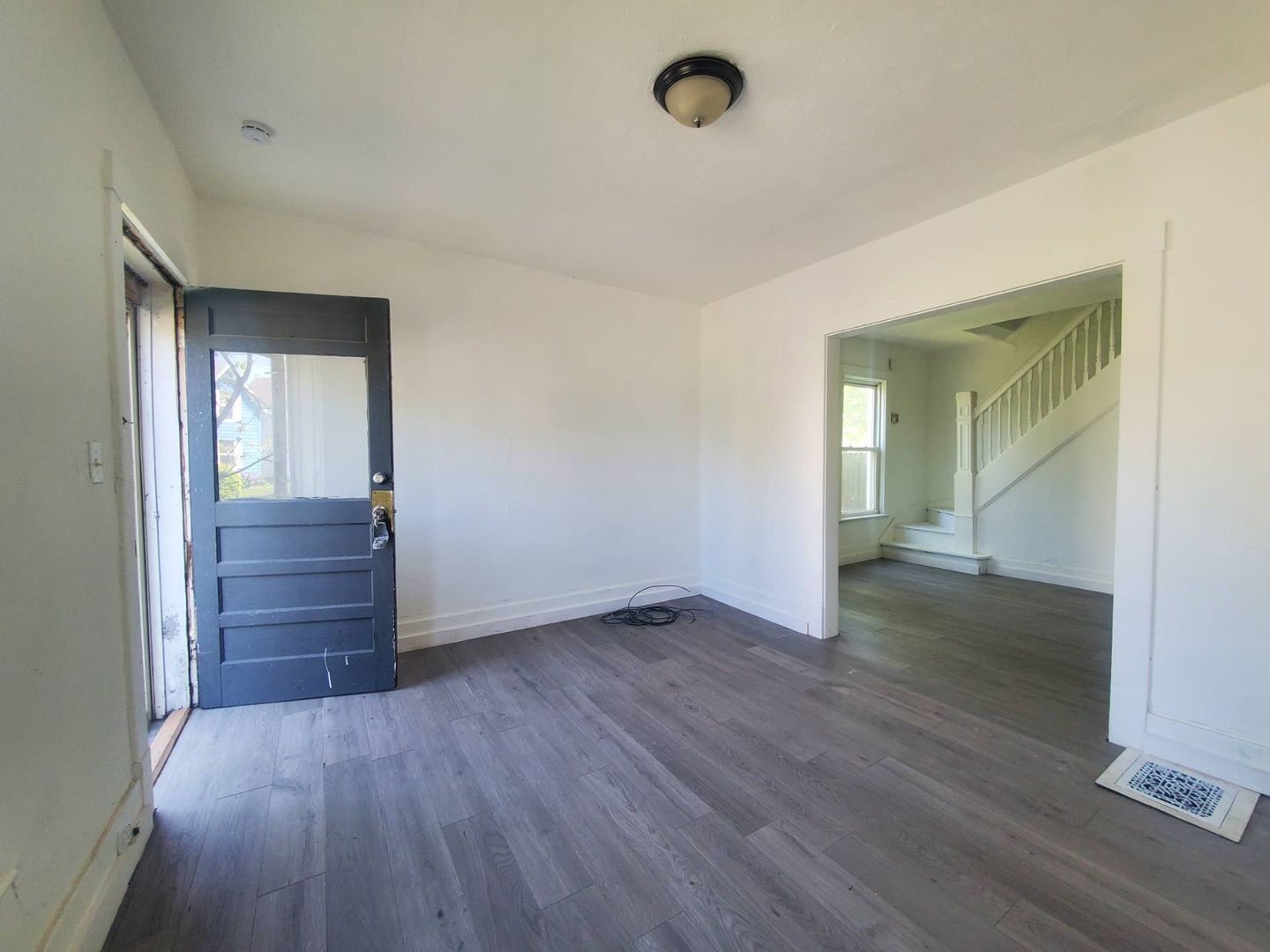 Cleveland Apartment: 7401/7311 Brinsmade Ave