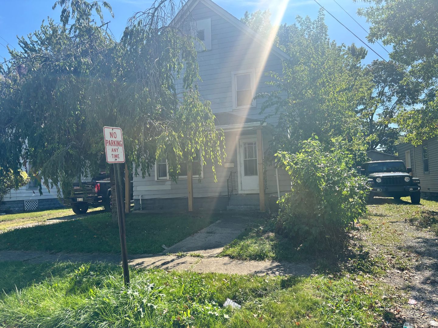 Lorain House: 323 W 25TH ST LORAIN OH 44052