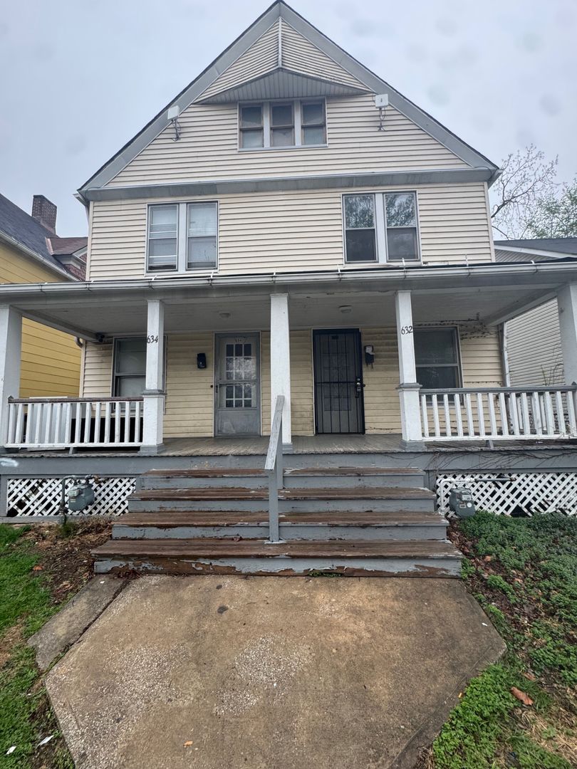 Cleveland Apartment: 632 E 101st St, Cleveland, OH 44108