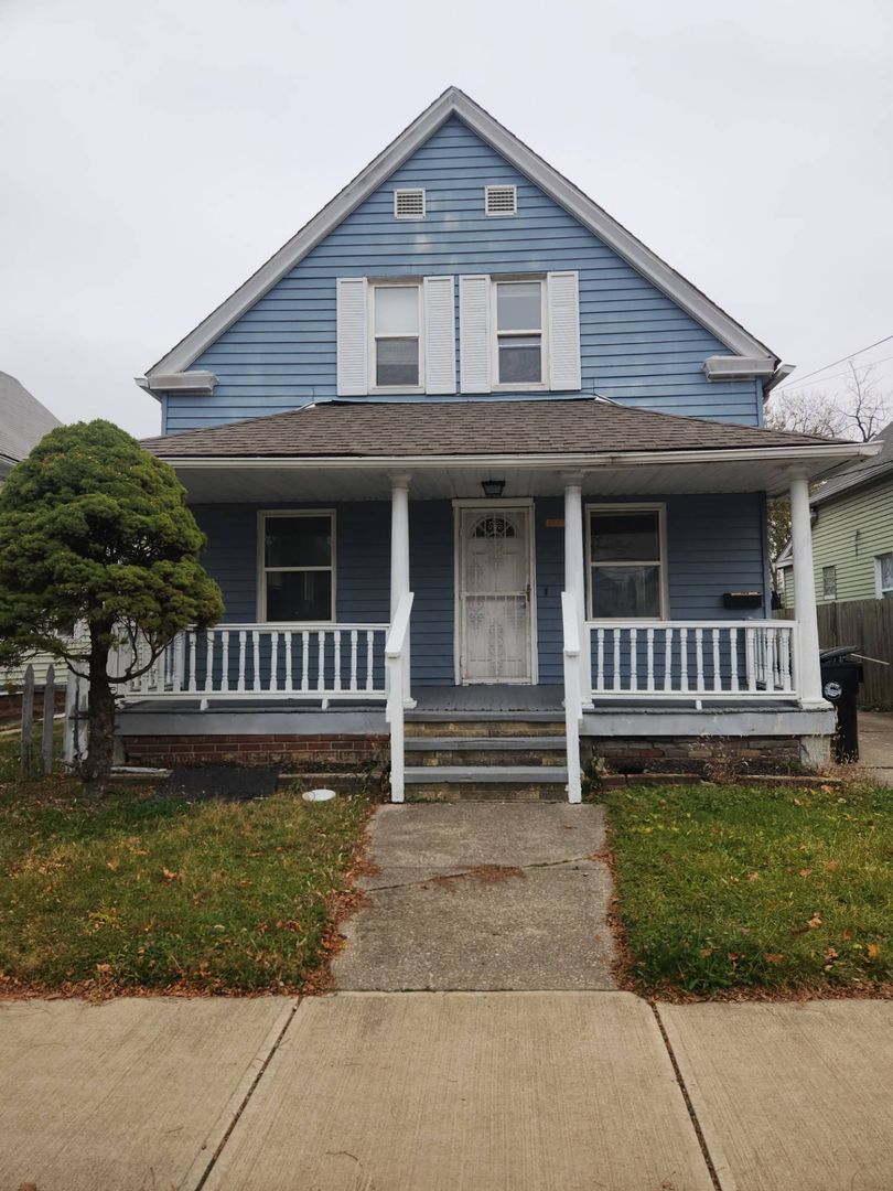 Cleveland House: 3449 W 47th Street
