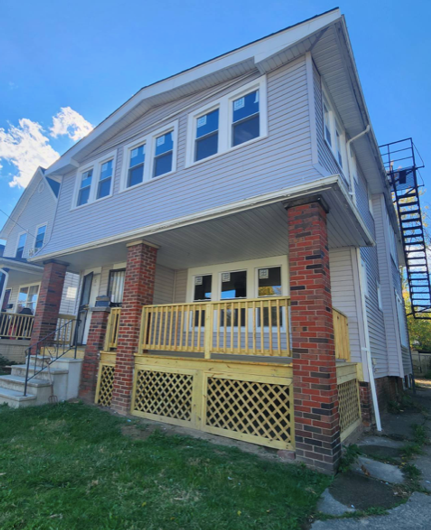 Cleveland Apartment: 3658 E 143rd Street