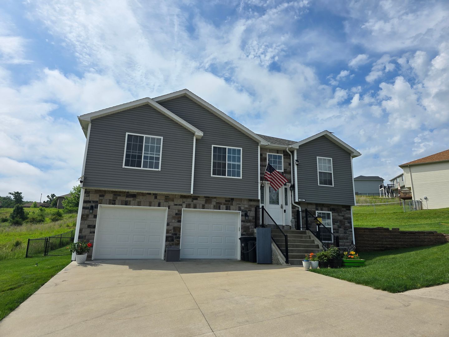St. Robert House: 203 Ridgeview Dr