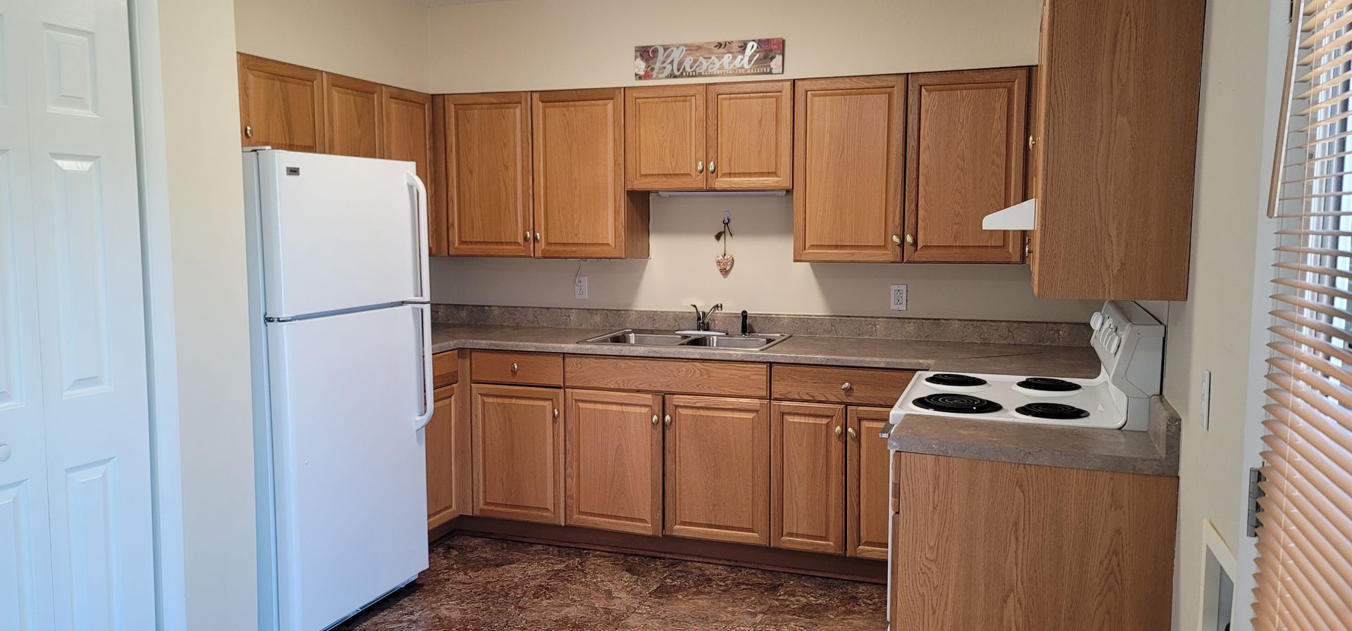 Erwin Apartment: 800 Broyles Ave