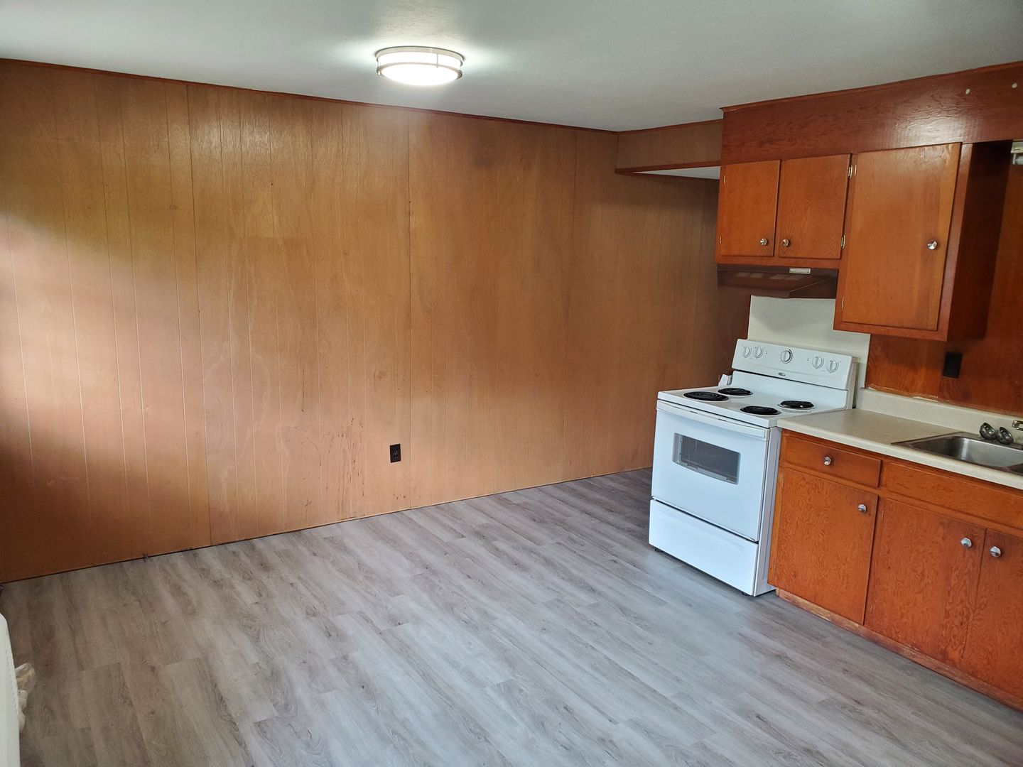 Elizabethton Apartment: 1444 Milligan Hwy