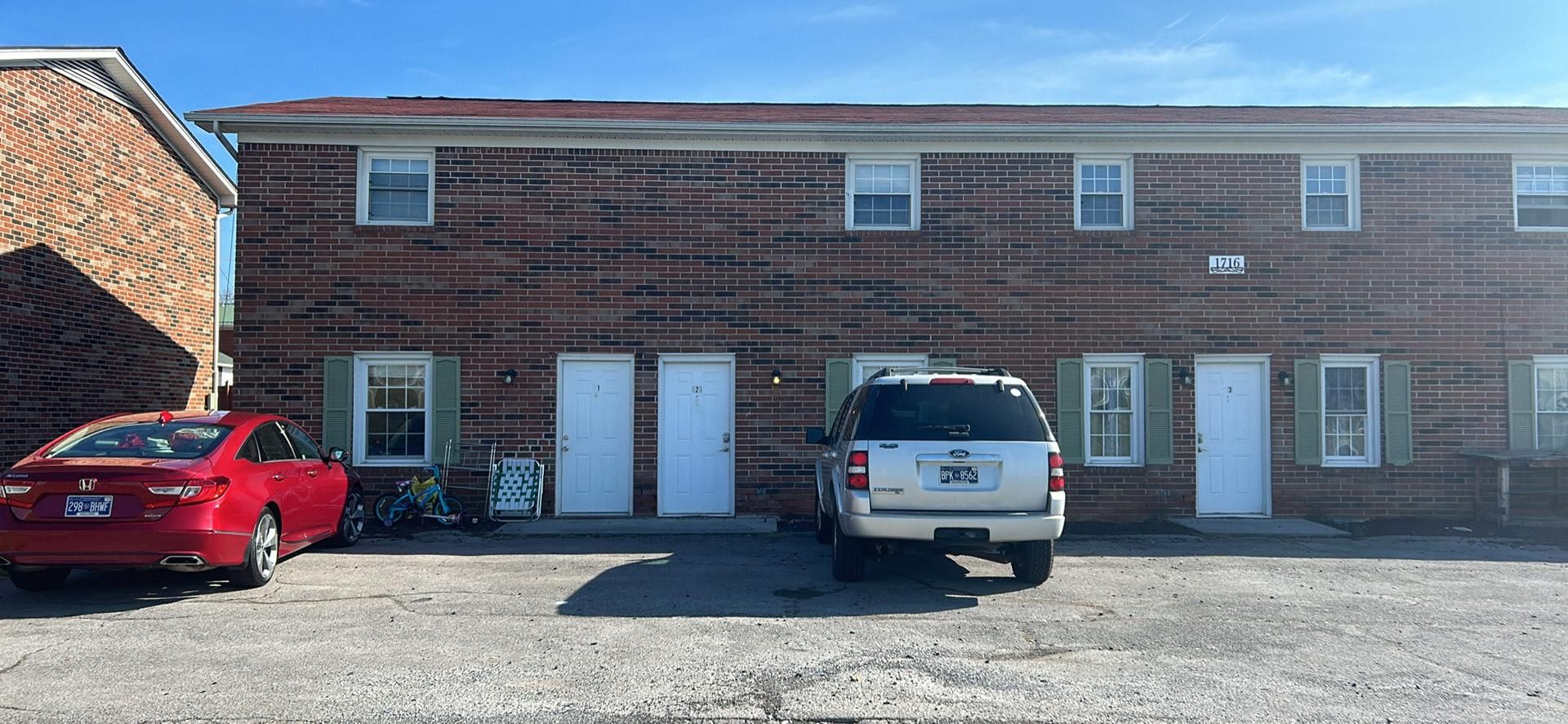 Bristol Apartment: 1740 Bonham rd