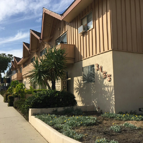 Torrance Apartment: 3455 Emerald Street