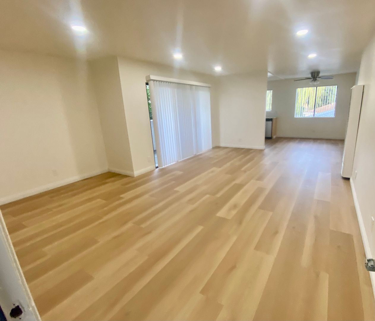 Torrance Apartment: 1652 W. 204th Street