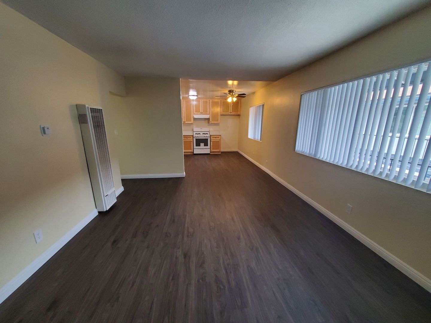 Hawthorne Apartment: 4846-4848  W. 116th Street