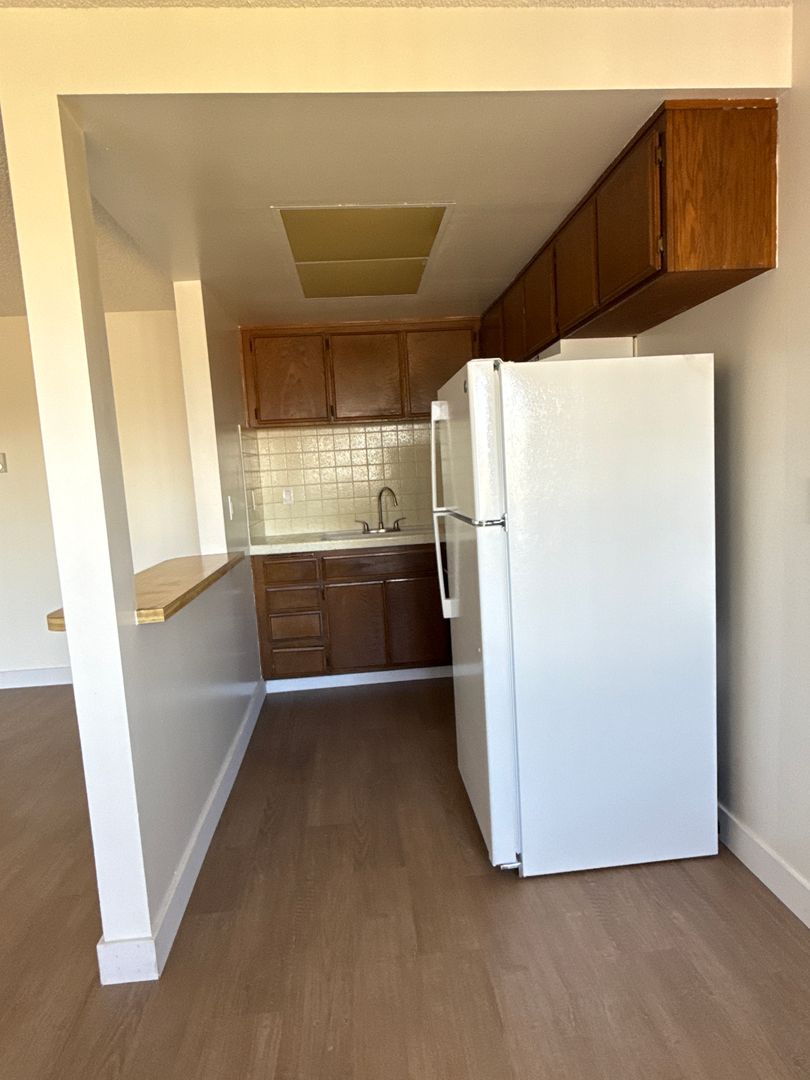 San Pedro Apartment: 555 N. Gaffey Street
