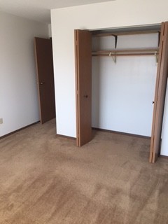 Sioux Falls Apartment: 2201 W 6th St