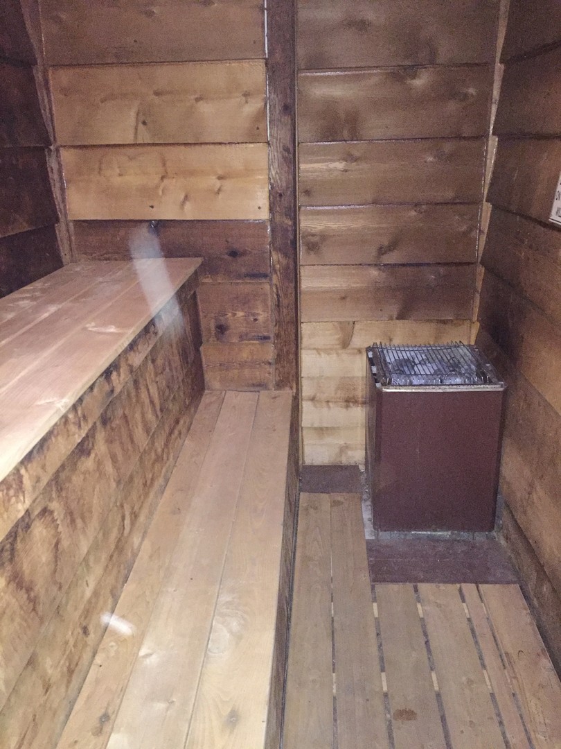 Sioux Falls Apartment: 101 N Holly Ave