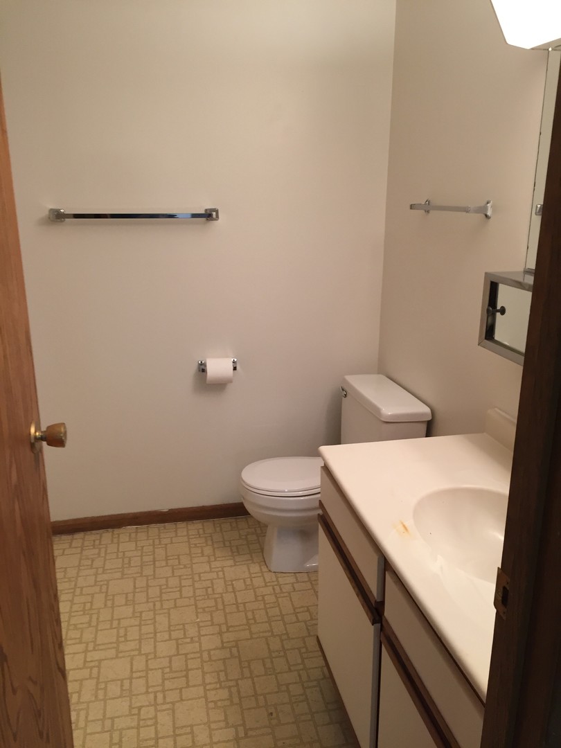 Sioux Falls Apartment: 200 N Garfield Ave