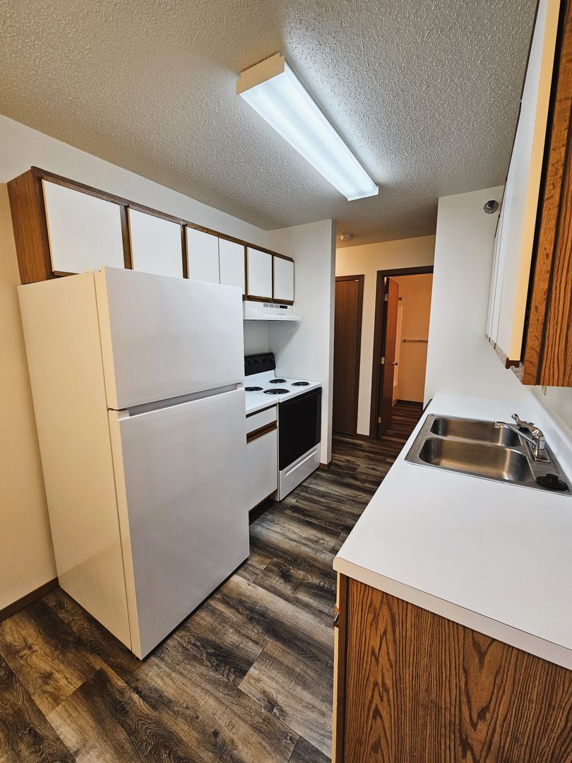 Pequot Lakes Apartment: 30637 Olson St