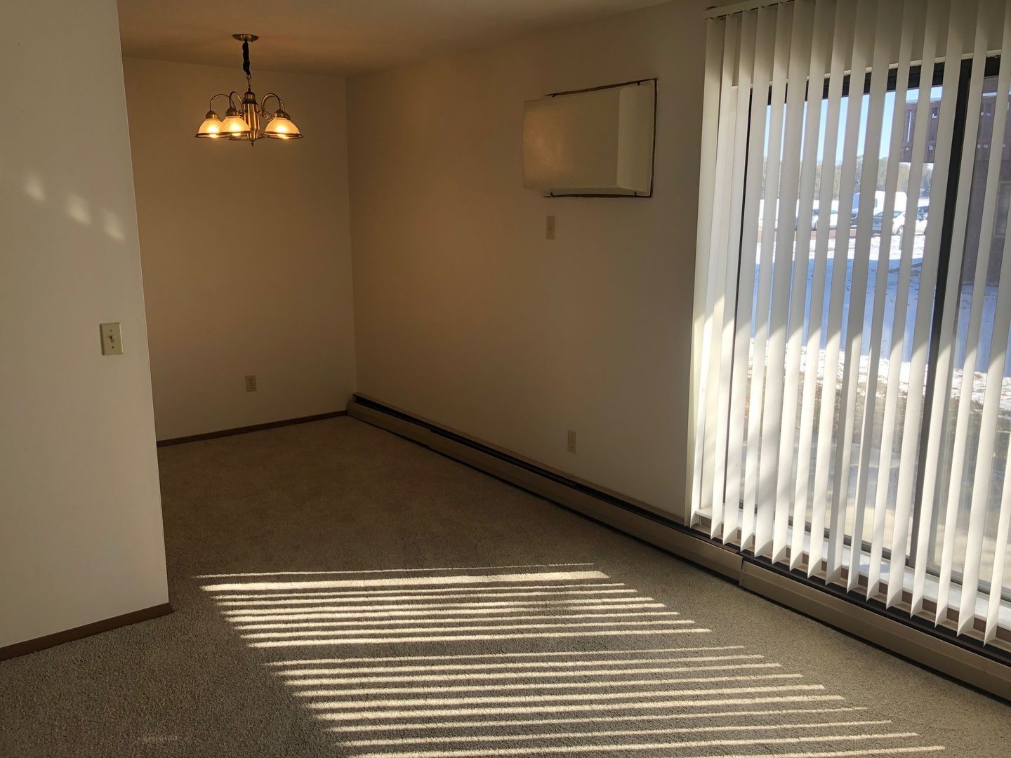 Sioux Falls Apartment: 2201 W 6th St