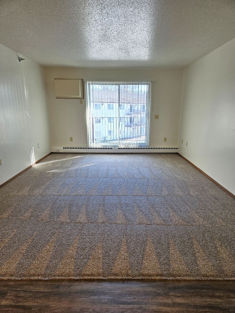 Pequot Lakes Apartment: 30637 Olson St