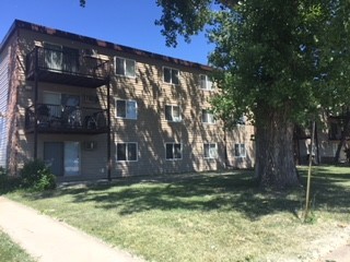 Sioux Falls Apartment: 2300 W 9th St