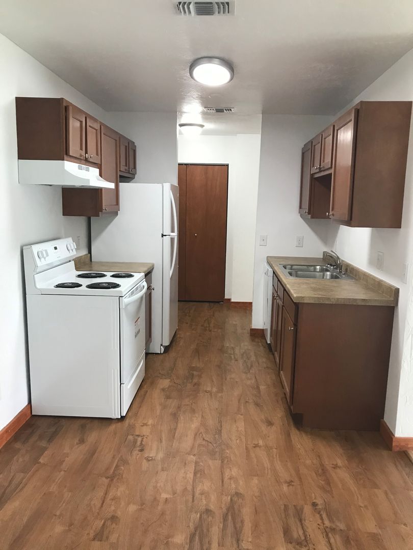 Naples Apartment: 4102 Green Blvd #103