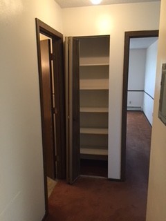 Sioux Falls Apartment: 1300 W Bailey St