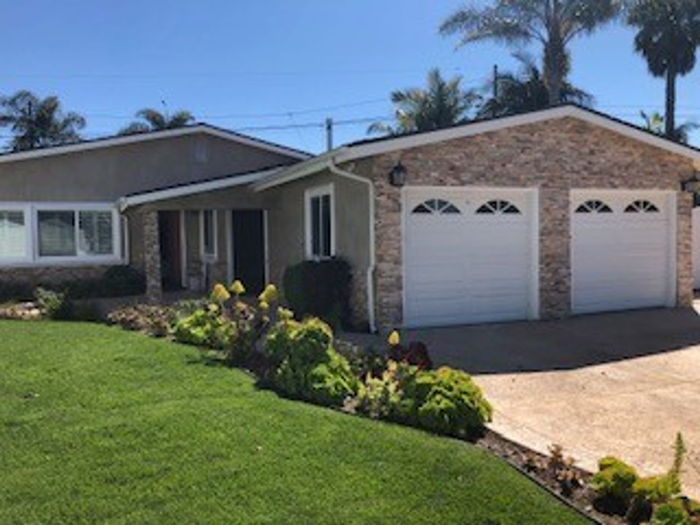 Costa Mesa Apartment: 2208 State Ave. Unit A-B