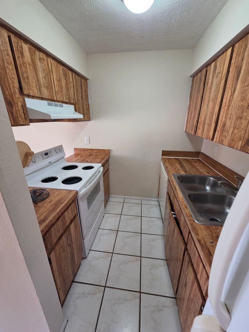 Ocala Apartment: SE 31st St 5145 - 5145 SE 31st St.