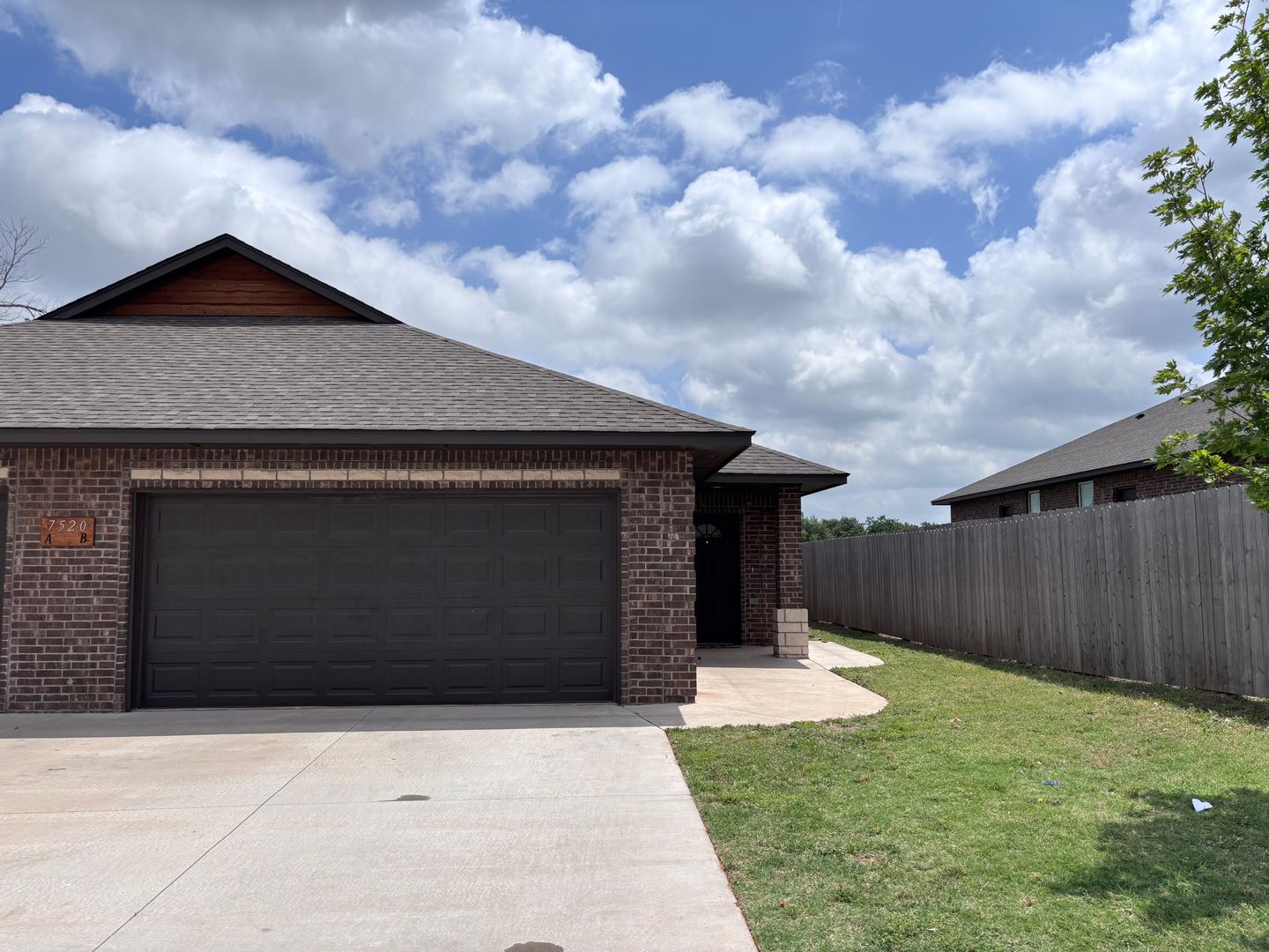 Oklahoma City House: 7520 Redbud Villa Ct