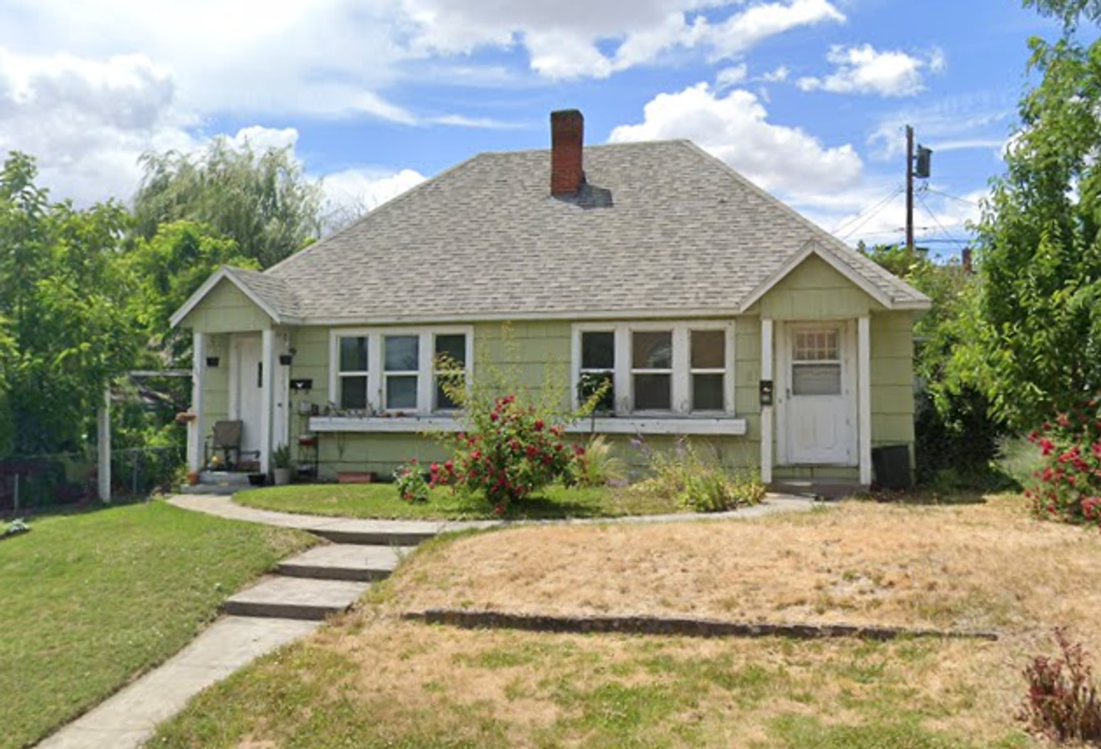 Pendleton Apartment: 609 NW 8th St