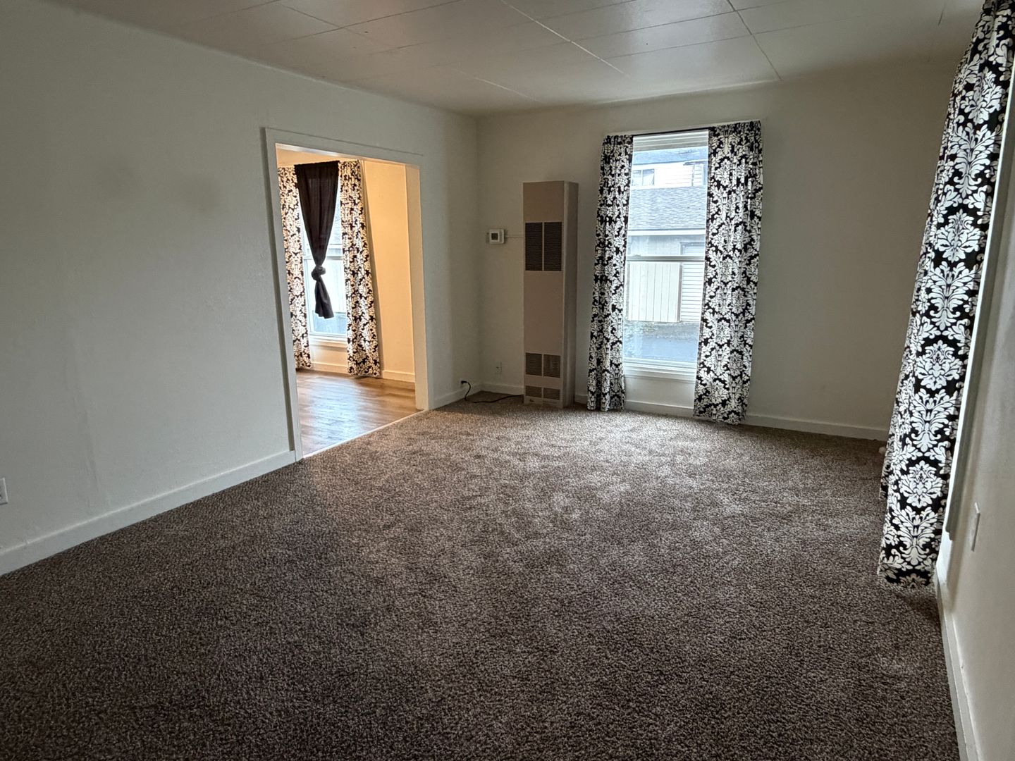 Pendleton Apartment: 2920 NE Riverside