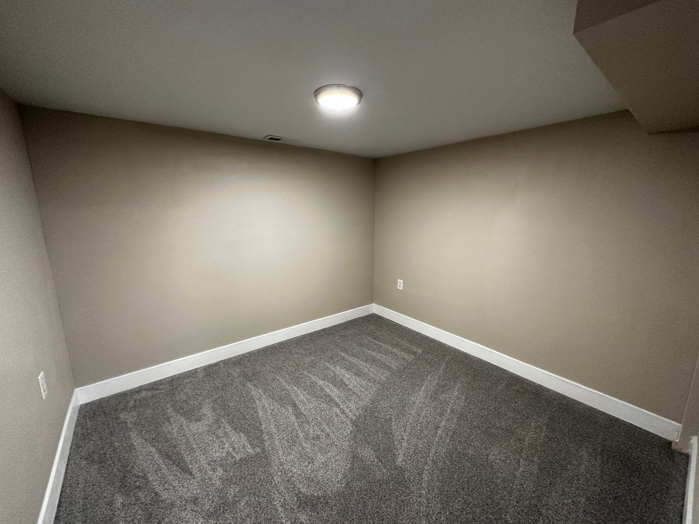 Pendleton Apartment: 224 SW 6th St