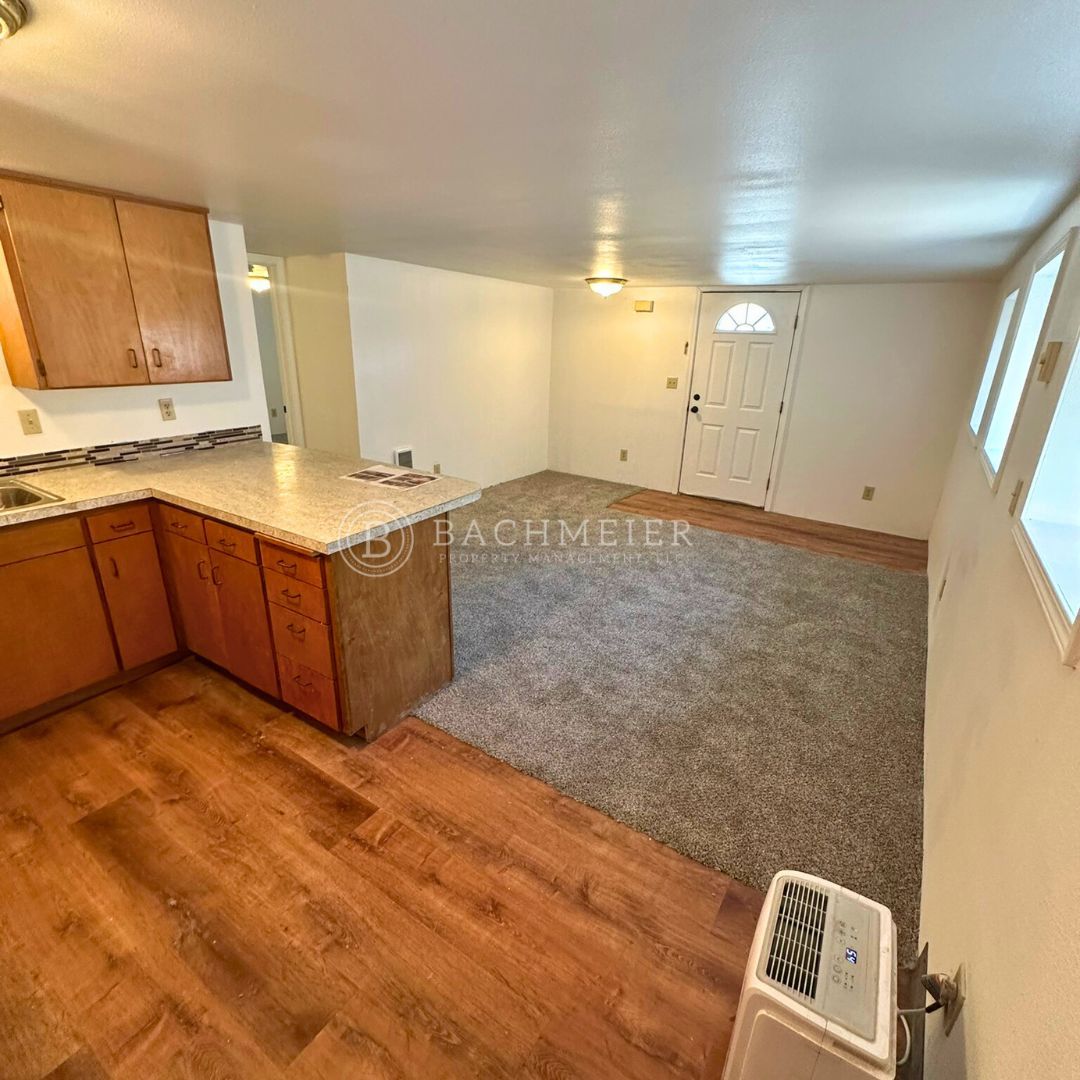 Pendleton Multiplex: 119 SE 9th St