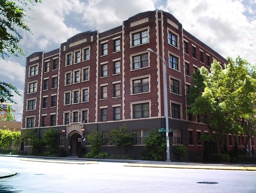Awesome Studio in First Hill – photo 1