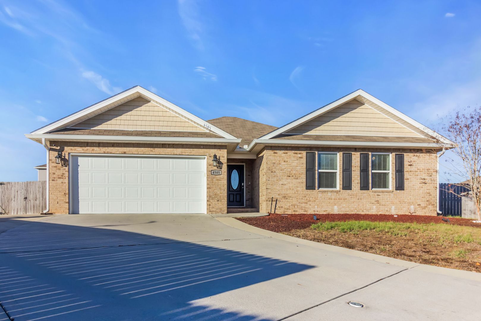Crestview House: 4505 Grouse Ct