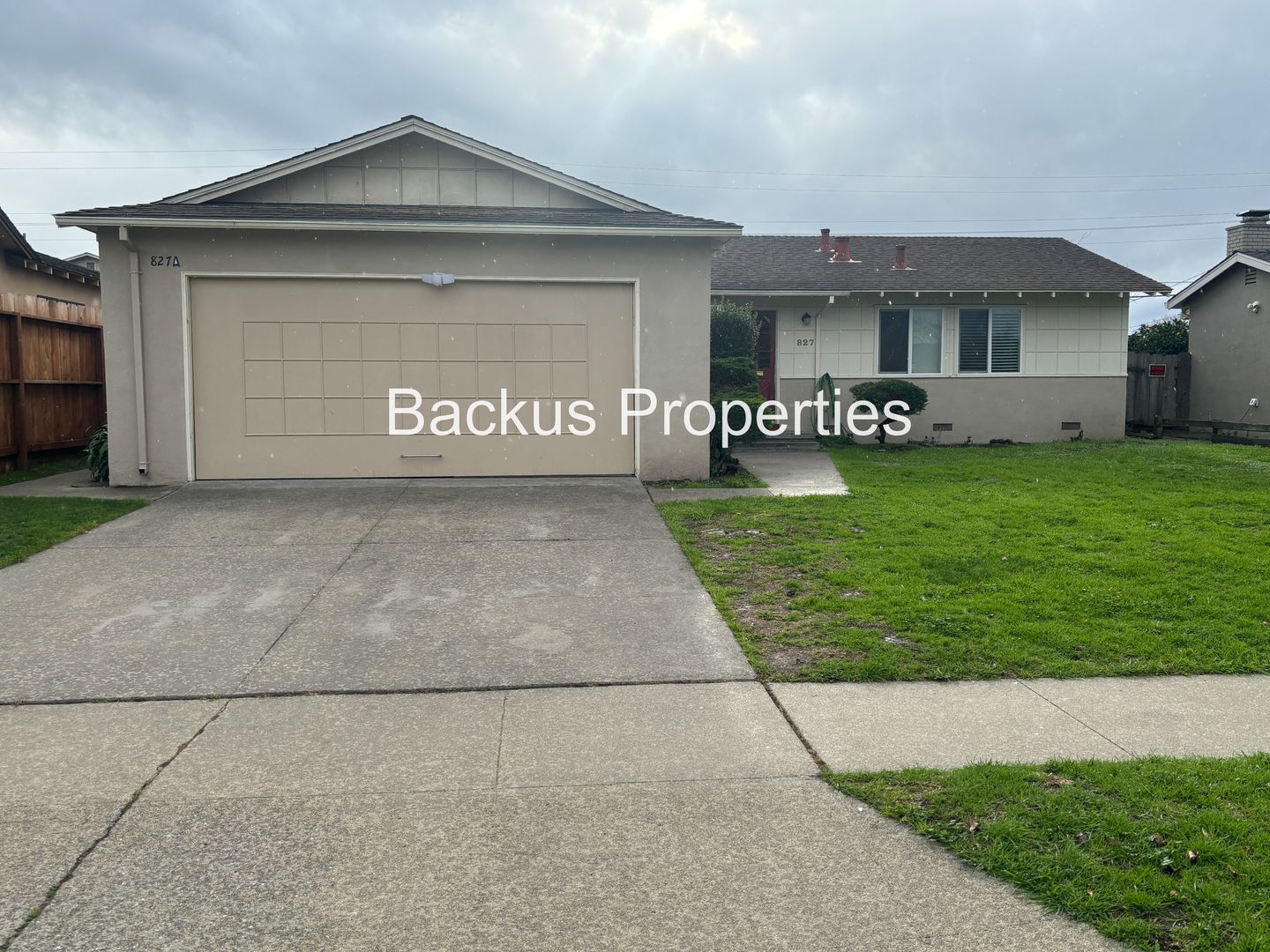 Salinas Apartment: 827 Bedford Dr.