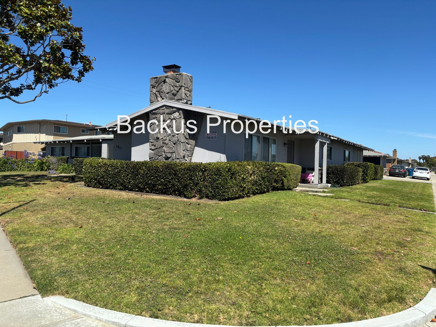 Salinas Apartment: 1011 W. Alisal