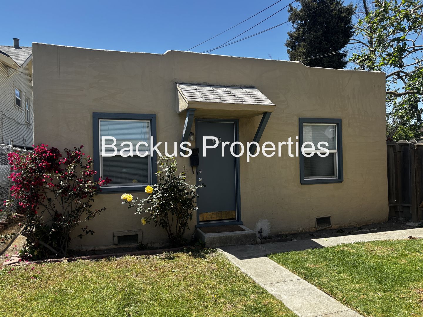 Salinas House: 430 Front St.