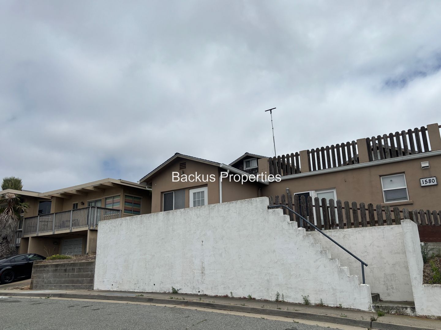 Seaside House: 1580 Wanda Ave - Unit A