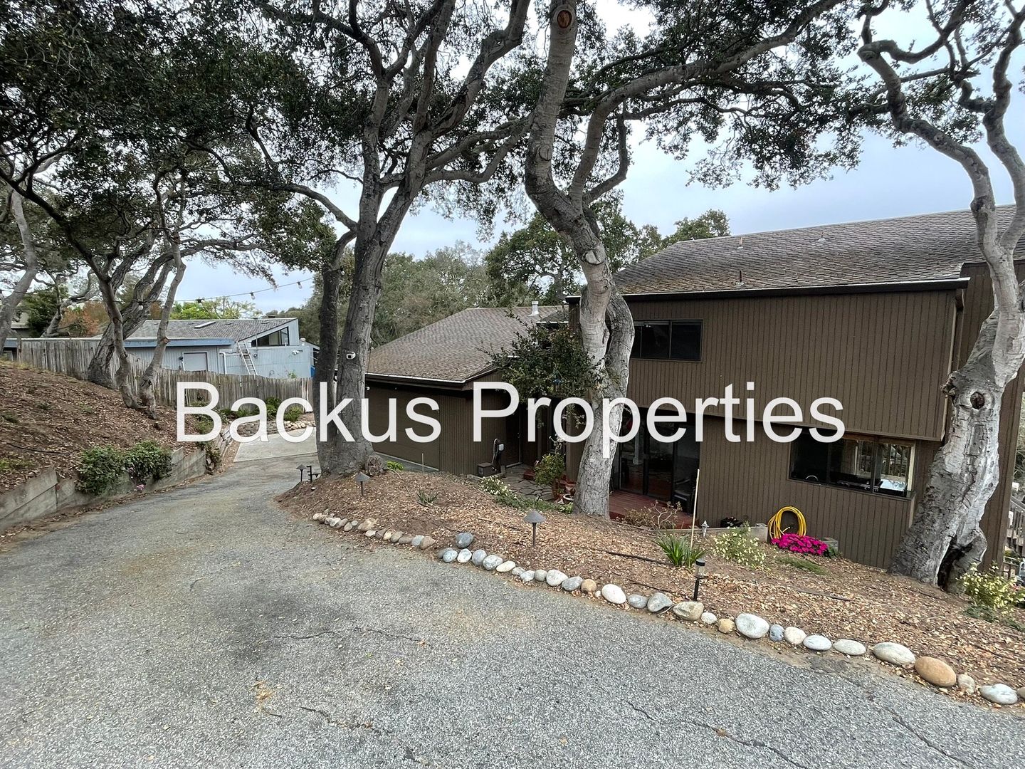 Salinas House: 14685 Charter Oak Blvd
