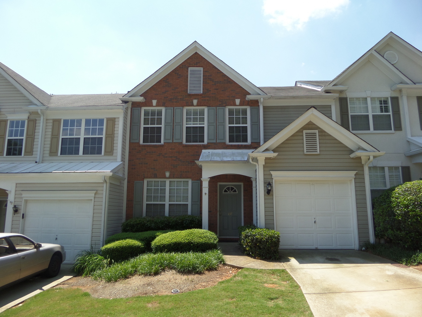 Smyrna House: 137 Kenninghall Court